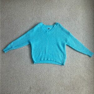 Blue American Eagle knit vneck